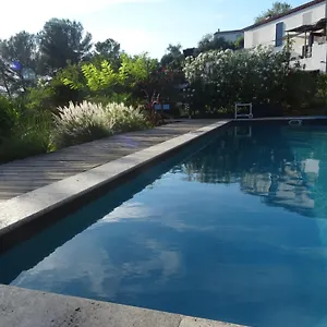 https://les-ecrins-daix-en-provence.aixenprovencehotels.org
