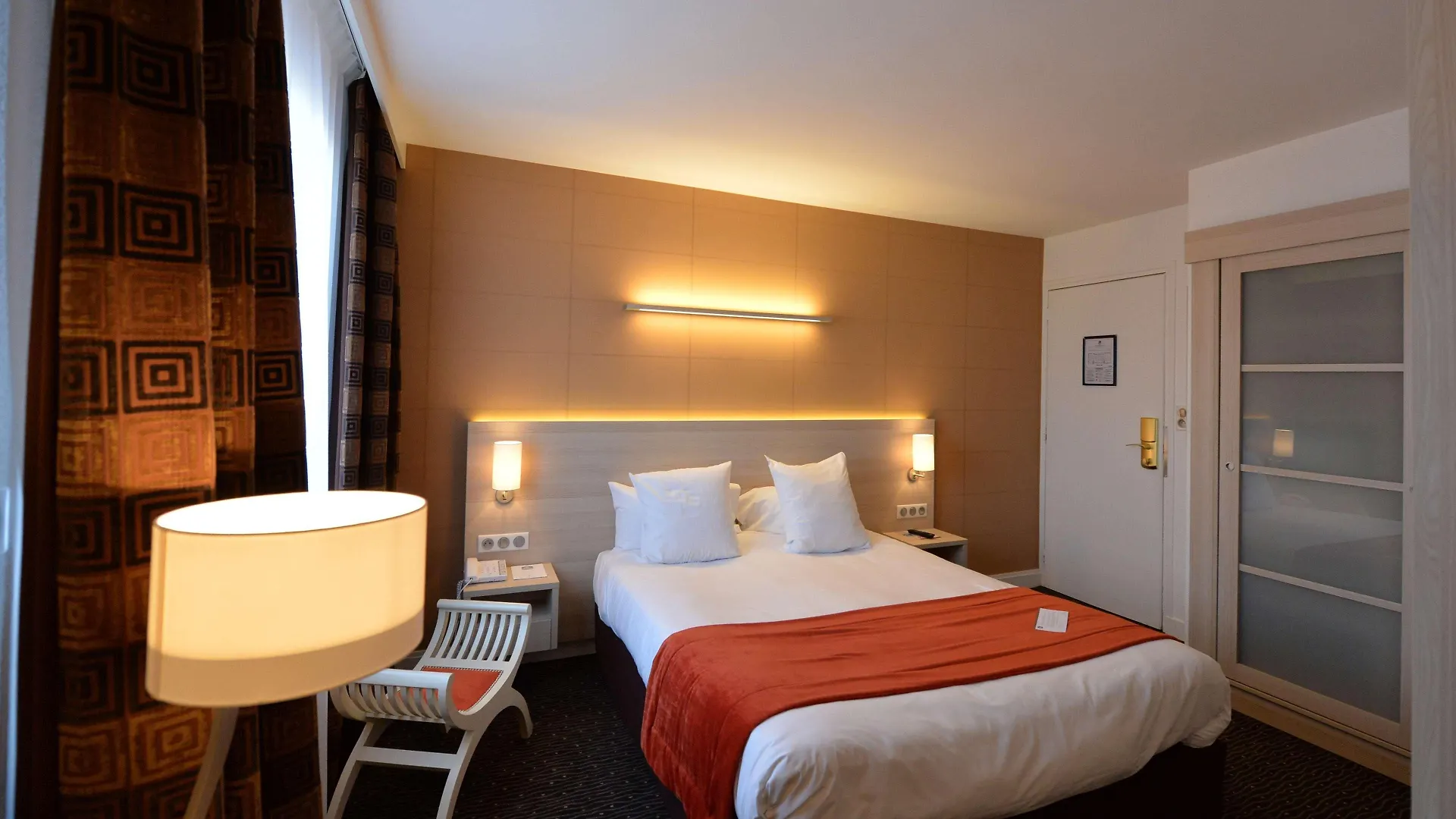 *** Hotel Best Western Plus Le Roof Vannes Bord De Mer France